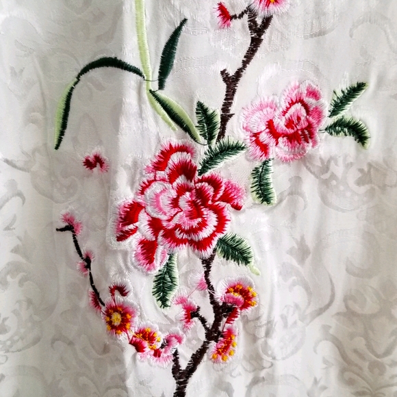 **SOLD White Jin He Chinese Dress, Size S - Picture 3 of 9